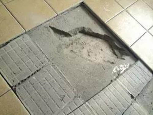 装饰保温板厂家告诉你造成保温板空鼓虚贴的原因